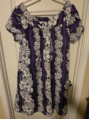 Hawaiian Style Purple Floral Dress